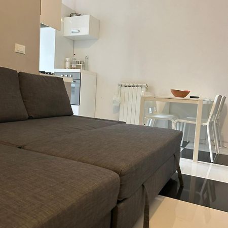 Ampio Bilocale Sui Navigli Milano Apartment Exterior photo